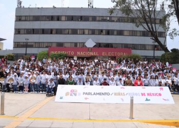 Vive INE una fiesta democrática con las y los integrantes del Parlamento de las Niñas y los Niños de México