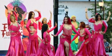 Celebran el Festival La Paz Danza en el Centro Histórico de la ciudad