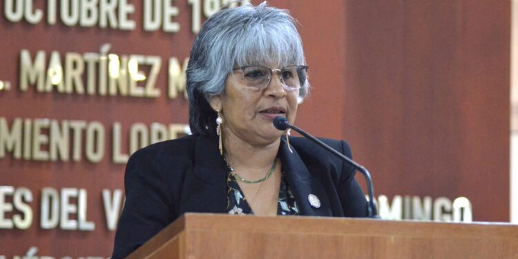 “Que se les brinde mejores condiciones laborales a las y los trabajadores del Congreso del Estado”: Diputada María Luisa Trejo