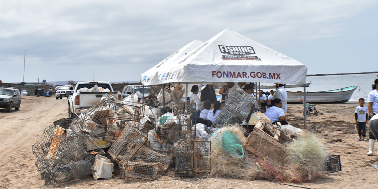 Tercera edición de “Pescando Residuos” colecta 1.7 toneladas en El Dátil, Mulegé