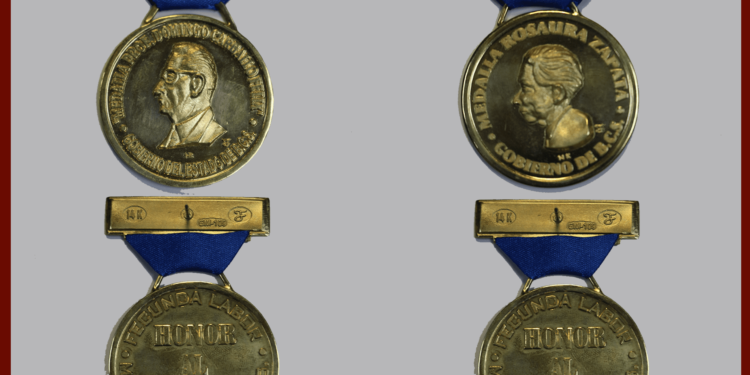 GALARDONARÁ GOBIERNO DEL ESTADO A 217 DOCENTES DE BCS POR 28, 30 Y 40 AÑOS DE SERVICIO