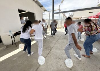 CENTRO PENITENCIARIO LA PAZ CELEBRA A NIÑOS Y MAMÁS POR SU DÍA