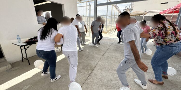 CENTRO PENITENCIARIO LA PAZ CELEBRA A NIÑOS Y MAMÁS POR SU DÍA