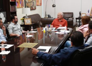 PREPARAN GOBIERNOS ESTATAL Y FEDERAL PROGRAMA PARA ATENDER ASENTAMIENTOS IRREGULARES EN LOS CABOS