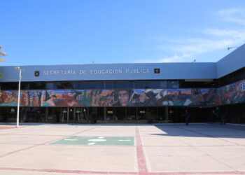 ADVIERTE SEP SOBRE VENTA ILÍCITA DE CONSTANCIAS DE CURSOS PARA DOCENTES