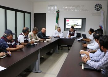 TRES ÓRDENES DE GOBIERNO COORDINAN ACCIONES PARA LIMPIAR ARROYOS Y CAUCES DE AGUA EN LA PAZ&nbsp;