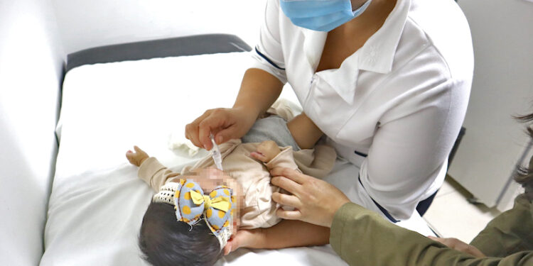 REFRENDA SALUD LLAMADO PARA COMPLETAR ESQUEMAS DE VACUNACIÓN EN MENORES DE CINCO AÑOS