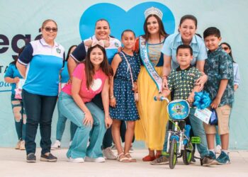CELEBRAN DÍA DE LA NIÑEZ EN SANTA ROSALÍA