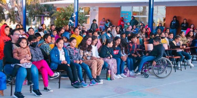 REALIZA ALCALDESA DE MULEGÉ GIRA POR LA ZONA PACÍFICO NORTE