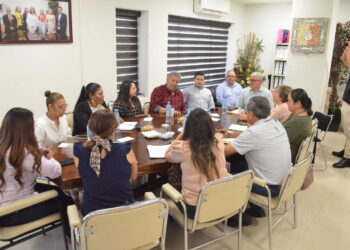 Buscan diputados coordinar esfuerzos para evitar el abandono de jornaleros agrícolas en BCS
