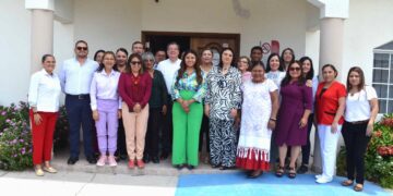 Las y los diputados del Congreso del Estado realizaron un recorrido por el Centro de Convivencia Familiar en el municipio de La Paz