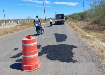 Realiza Servicios Públicos bacheo en la comunidad de El Carrizal
