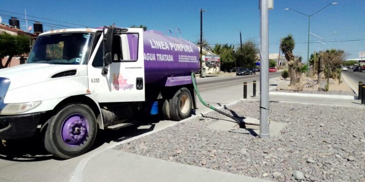 Realiza Servicios Públicos uso correcto de agua tratada en cisternas de bulevares