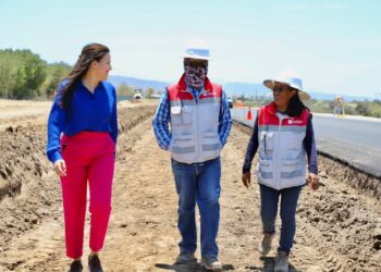 Supervisa Alcaldesa avance en la obra del Parque Lineal en La Paz, de SEDATU
