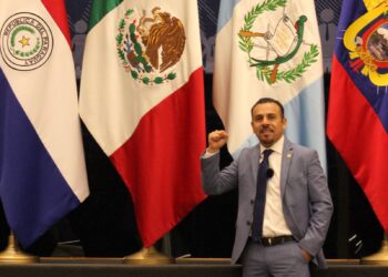 Aprueba Parlatino leyes modelo propuestas por Ricardo Velázquez