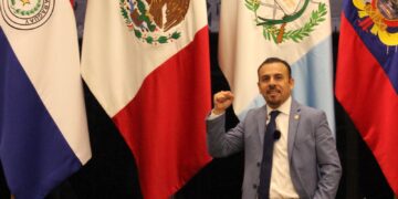 Aprueba Parlatino leyes modelo propuestas por Ricardo Velázquez