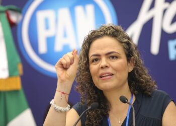 AN condena injerencia de López Obrador en la situación política de Perú