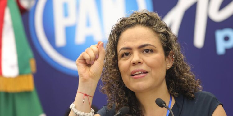 AN condena injerencia de López Obrador en la situación política de Perú