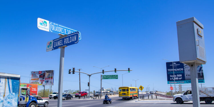 Semáforo de Forjadores de Sudcalifornia y Libramiento Daniel Roldán&nbsp; quedará temporalmente inactivo por trabajos de mantenimiento.&nbsp;