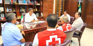 Con el máximo sentido humano; alcalde Oscar Leggs Castro refrenda el respaldo y apoyo total a la Cruz Roja Mexicana