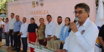 ‘’La confianza en el Gobierno se logra con buenas acciones’’: alcalde Oscar Leggs Castro
