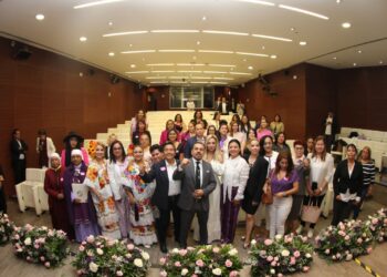 Senador Ricardo Velázquez organiza el primer foro de Mujeres Productoras y Transformadoras