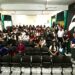 A través de conferencias sobre sensibilización, el equipo de Cultura del Agua comparte el mensaje del cuidado del vital líquido a estudiantes.