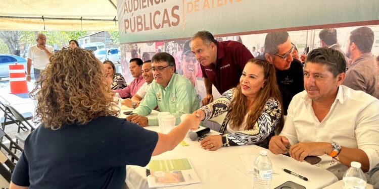 Atiende DIF Los Cabos las necesidades de las personas de la comunidad de Santa Catarina