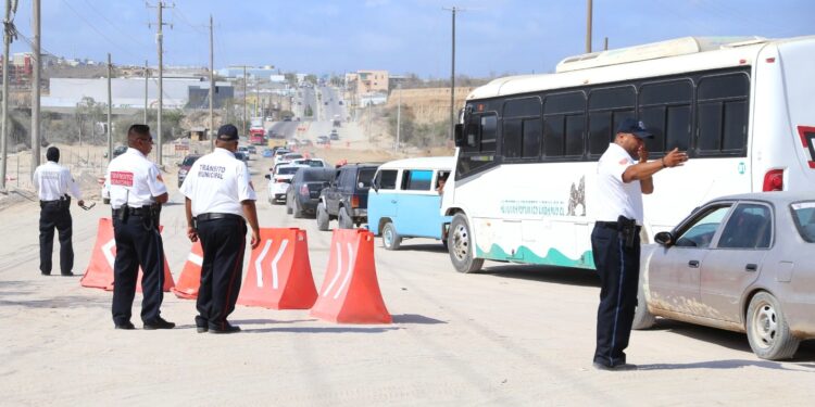 Autoridades municipales implementan operativo para agilizar el tránsito en la avenida Nicolás Tamaral de CSL