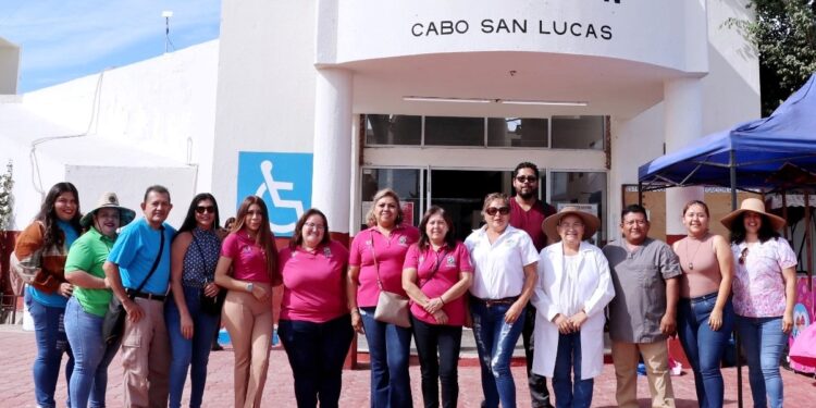 Dependencias municipales realizan jornada médica-social en El Sauzal