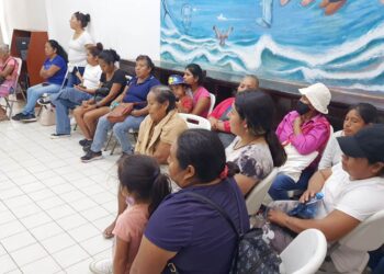 Gobierno de Los Cabos analizará propuesta para habilitar una vía alterna que mejore la movilidad de las familias de la colonia Mezquites y sus alrededores