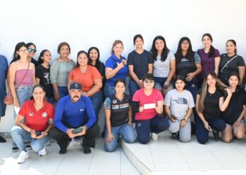 Otorga Gobierno de Los Cabos apoyo a jóvenes atletas para asistir a los XX Juegos Deportivos Nacionales de la Educación Media Superior 2023