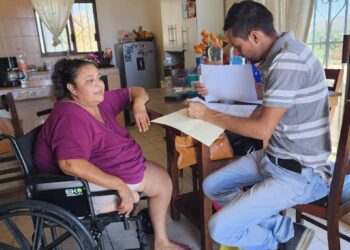 Con el sello distintivo de un Gobierno cercano a la gente, el XIV Ayuntamiento implementa un programa de atención y entrega de apoyos a domicilio