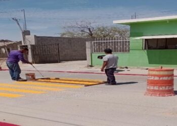 Continúa en Los Cabos el mantenimiento de señalamientos viales