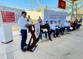 Comprometidos con la inversión educativa, el alcalde Oscar Leggs y gobernador trabajan para mejorar la infraestructura en escuelas de Los Cabos