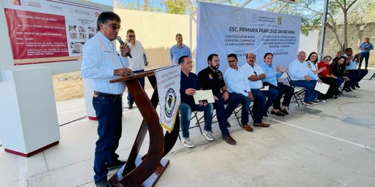 Comprometidos con la inversión educativa, el alcalde Oscar Leggs y gobernador trabajan para mejorar la infraestructura en escuelas de Los Cabos