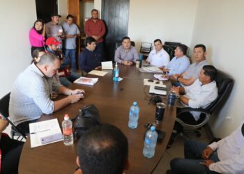 OOMSAPAS Los Cabos y empresa responsable de la pavimentación de la Avenida Nicolás Tamaral acuerdan supervisión permanente para evitar daños en el acueducto