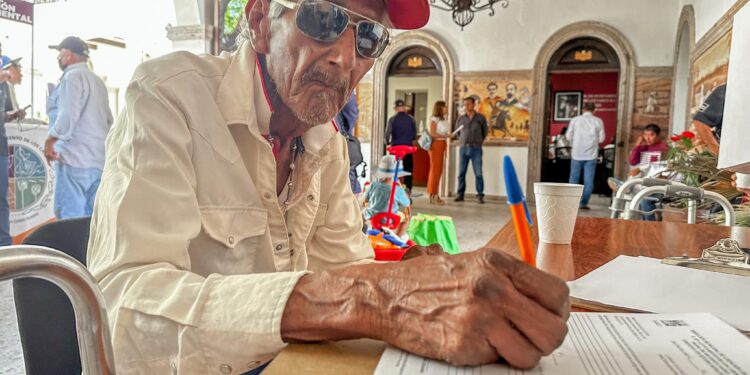 Atender y dar respuesta a las necesidades de la población es una gestión permanente del Gobierno con sentido humano