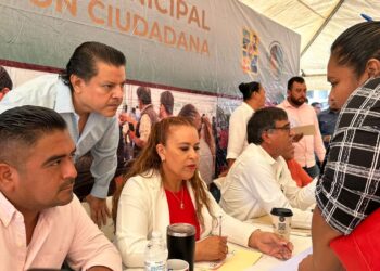 Cumpliendo con la ciudadanía, DIF Los Cabos estuvó presente en la XX Audiencia Pública