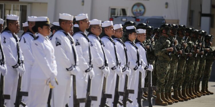 Destaca alcalde Oscar Leggs Castro el respaldo de la Marina para resguardar la seguridad pública en Los Cabos