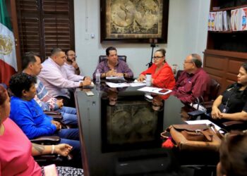 85% de avanse en acuerdos entre autoridades y locatarios de el Tianguis Las Palmas de Cabo San Lucas