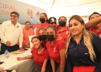 La escolta del CBTIS Nº256 representará a Los Cabos y BCS en el Encuentro Nacional con apoyo del Gobierno con sentido humano