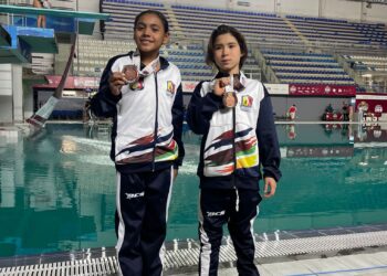 ABRE CLAVADOS DE BCS CON BRONCE EN LOS NC2023