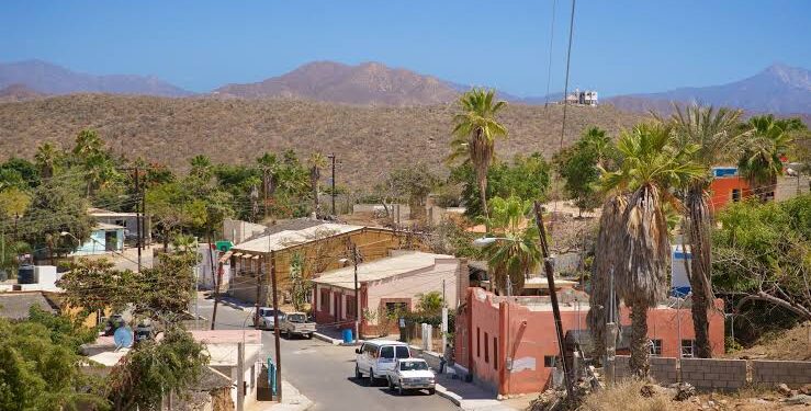 Encuentran ciclista sin vida en brecha de El Pescadero