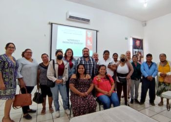 Capacitan a 176 personas en el Actividades y Productos Turísticos de La Paz