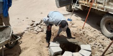 Coloca OOMSAPAS La Paz 26 tapas de alcantarilla en colonia La Fuente