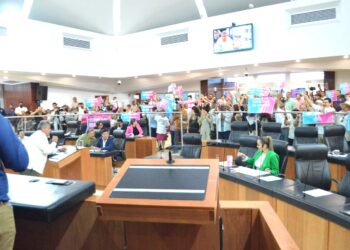 Presentan dictamen de reforma civil en materia de levantamiento de acta de nacimiento para el reconocimiento de la identidad de género y cambio de nombre