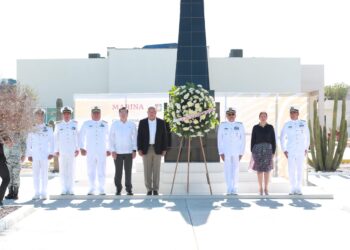 ASISTE VCC A CEREMONIA CONMEMORATIVA POR EL DÍA DE LA MARINA NACIONAL
