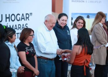 POR EL BIEN DE TODOS, PRIMERO LOS MÁS NECESITADOS:VCC