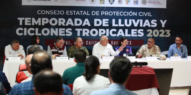 Sesiona Consejo Estatal de Protección Civil ante posible afectación de lluvias por huracán “Beatriz”